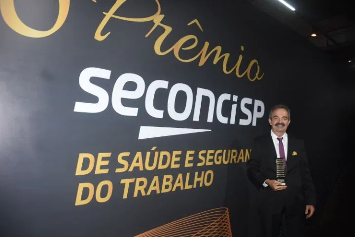 Painel oficial da premiação - 8º Prêmio Seconci-SP com a ENGECON